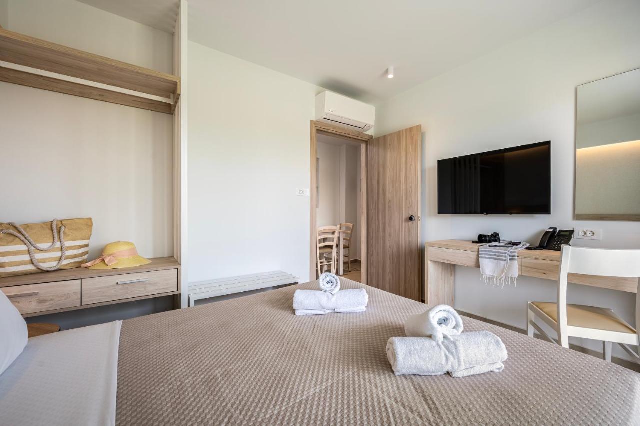 Mythos Suites Hotel Tigkaki  Ngoại thất bức ảnh