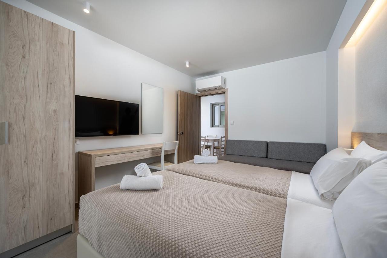 Mythos Suites Hotel Tigkaki  Ngoại thất bức ảnh