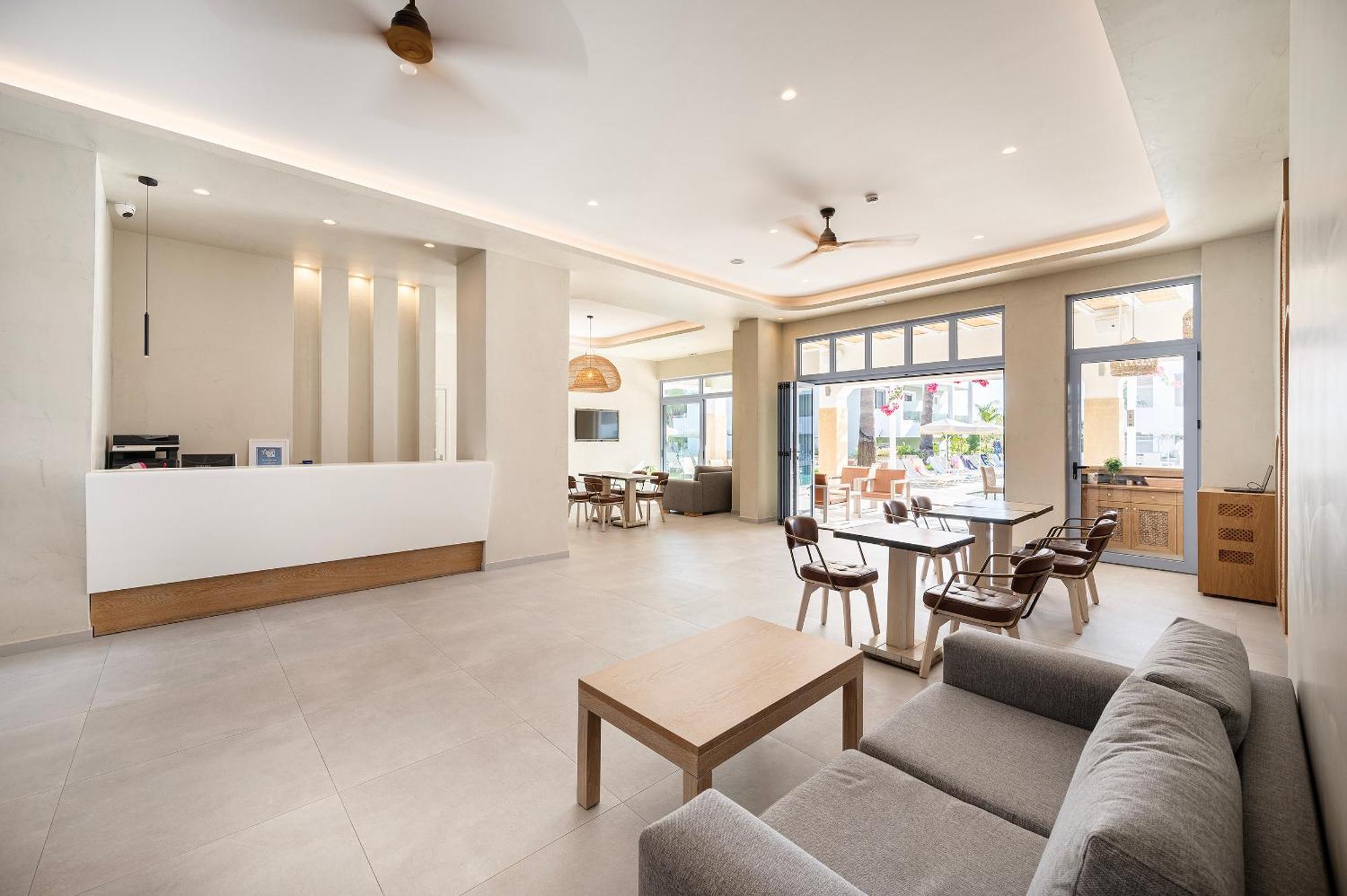 Mythos Suites Hotel Tigkaki  Ngoại thất bức ảnh