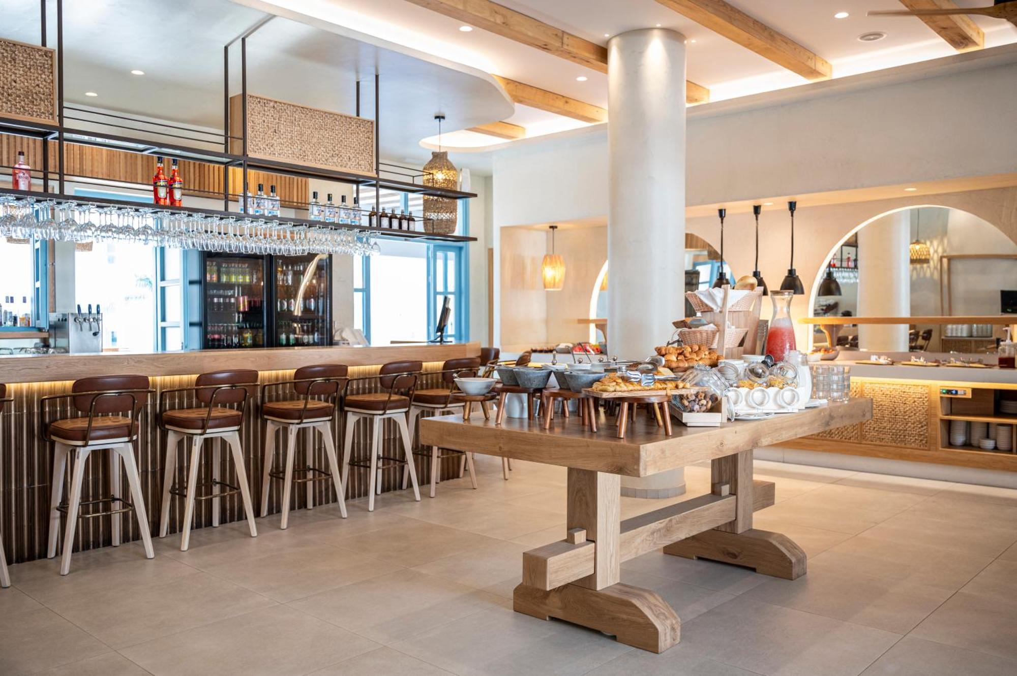 Mythos Suites Hotel Tigkaki  Ngoại thất bức ảnh